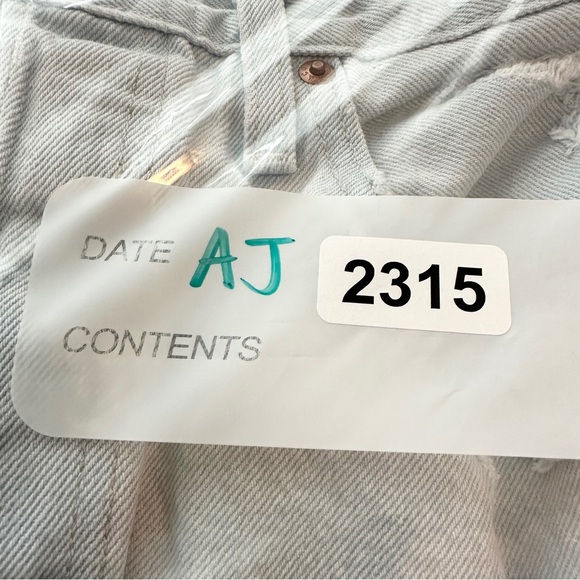 Levis Jeans Womens 29 Light Blue Skinny Button Fly Premium Distressed Skinny 501 - Picture 7 of 16